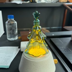 Christmas Tree Glass Aroma Diffuser - Image 2