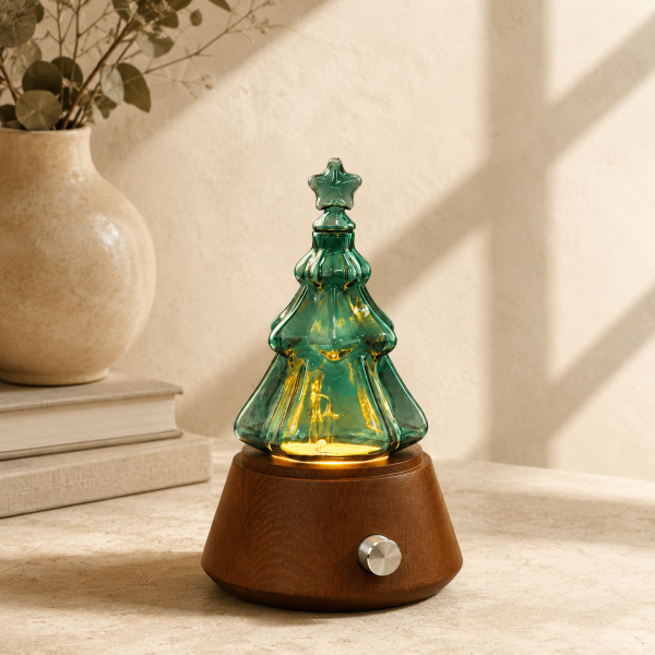Mistora Vintage Glass Aroma Diffuser with Christmas tree glass design and warm light